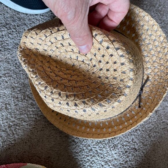 Lots of 6x beautiful summer Ladies hats